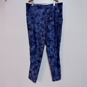 Athleta Salutation Tight Leggings Tie Dye Print Ankle Length Blue Women's Large